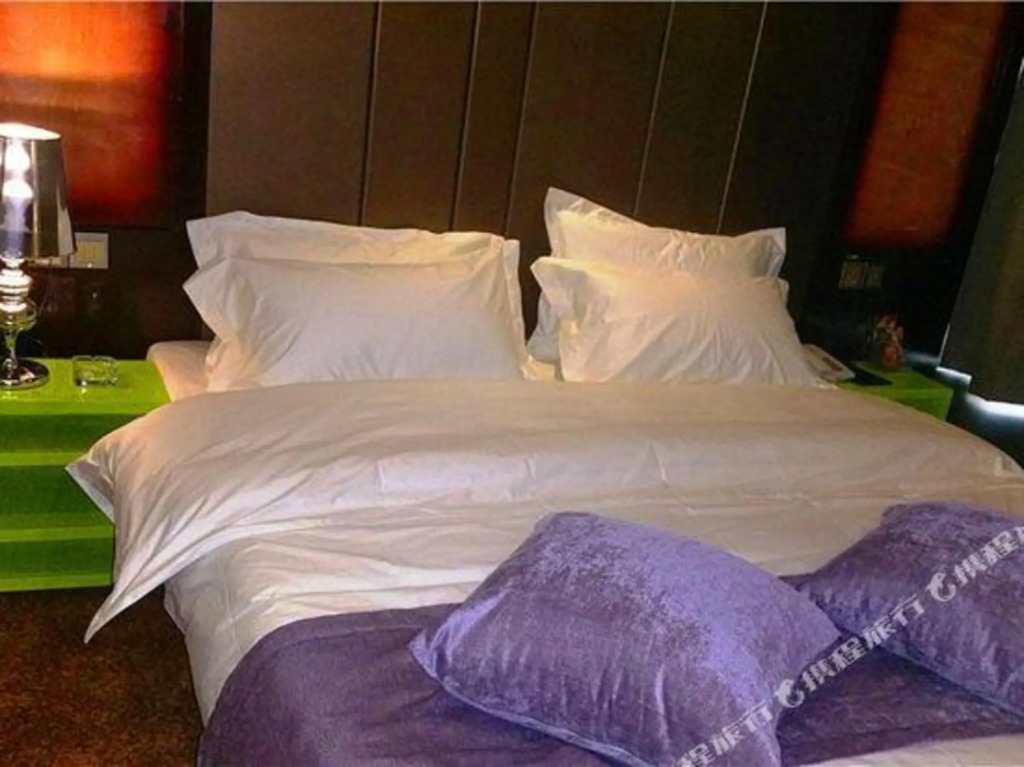 Чжэнчжоу: iu hotel