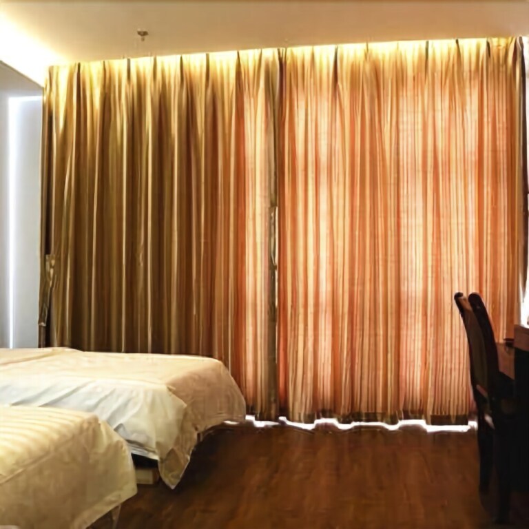 Чжэньцзян: Jiangshan 128 Hotel