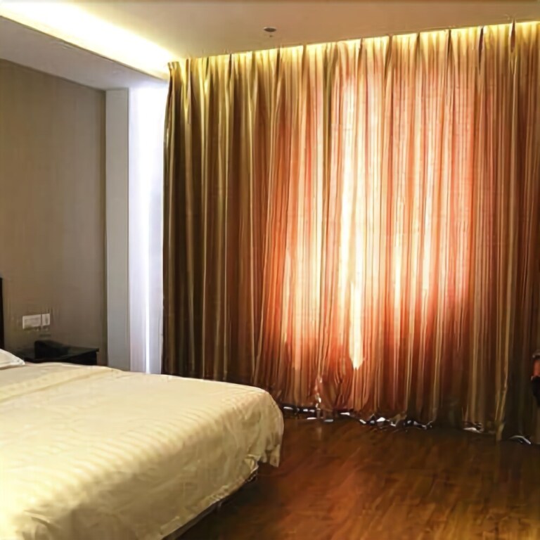 Чжэньцзян: Jiangshan 128 Hotel