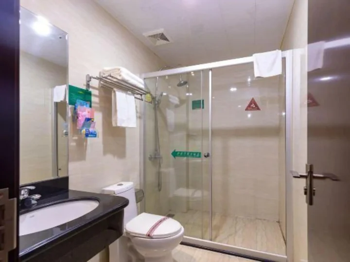 Шаогуань: Jinhaiyang Holiday Hotel