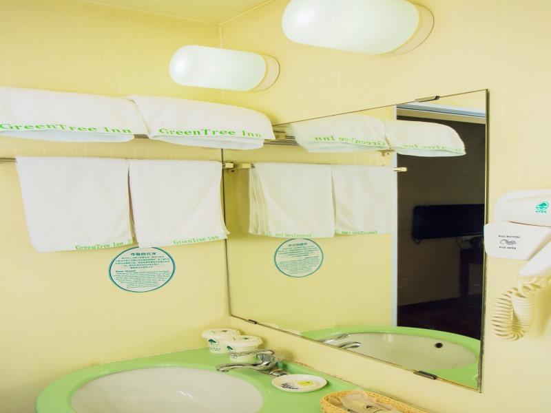 Вэйфан: GreenTree Inn Weifang Wanda Plaza Yuhe Road Express Hotel