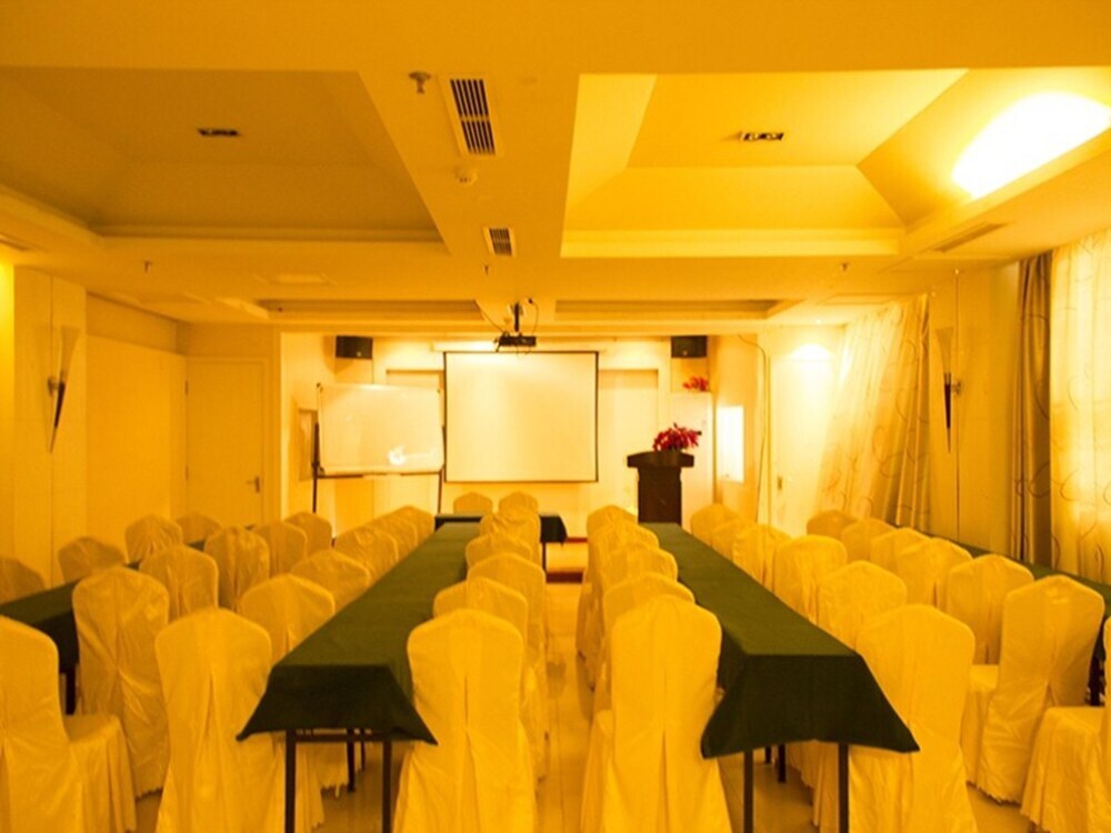 Вэйфан: GreenTree Inn Weifang Wanda Plaza Yuhe Road Express Hotel