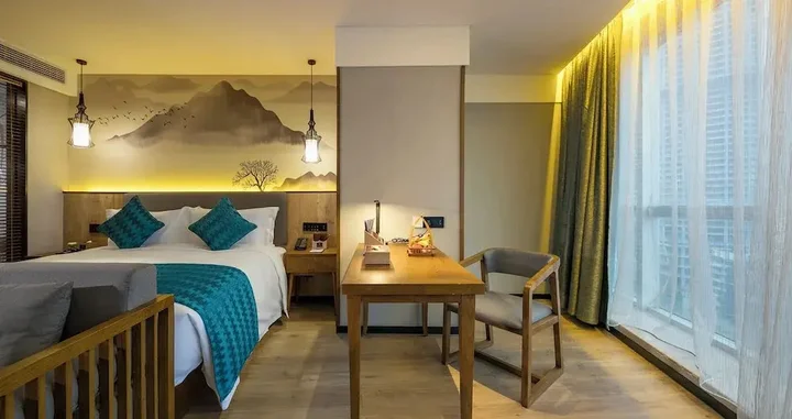 Чунцин: Mehood Lestie International Hotel Chongqing Yuzhong Lianglukou Metro Branch