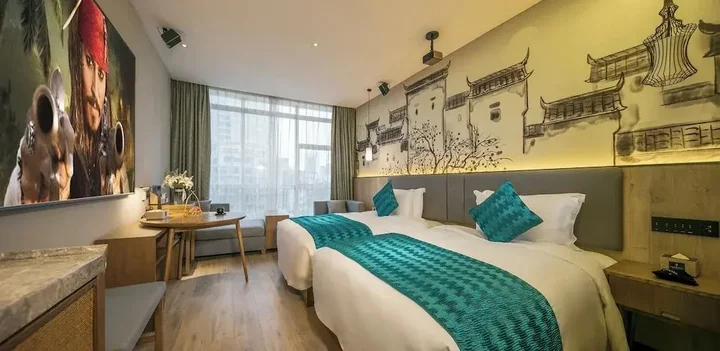 Чунцин: Mehood Lestie International Hotel Chongqing Yuzhong Lianglukou Metro Branch