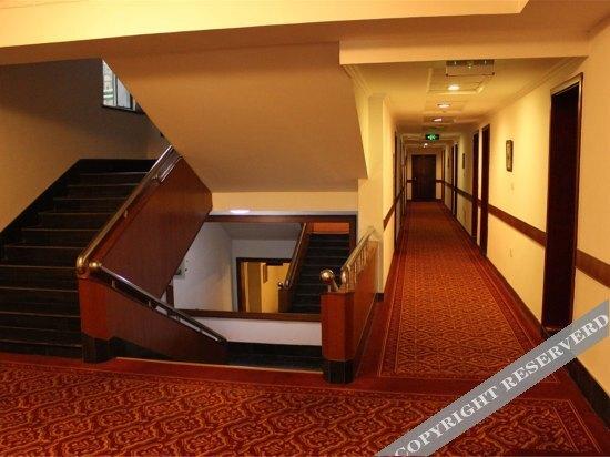 Циндао: Taidong Hotel