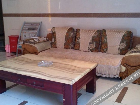 Зигонг: Xinyue Business Hotel