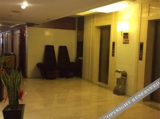 Шанграо: Yunshang Hotel