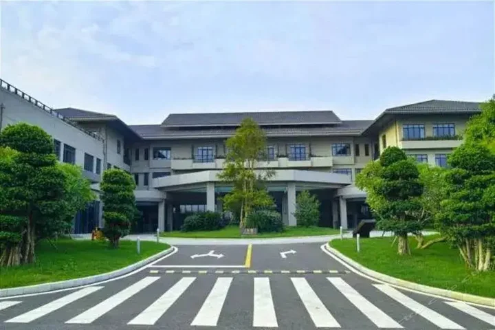 Наньнин: Nanning Wuxiang Resort