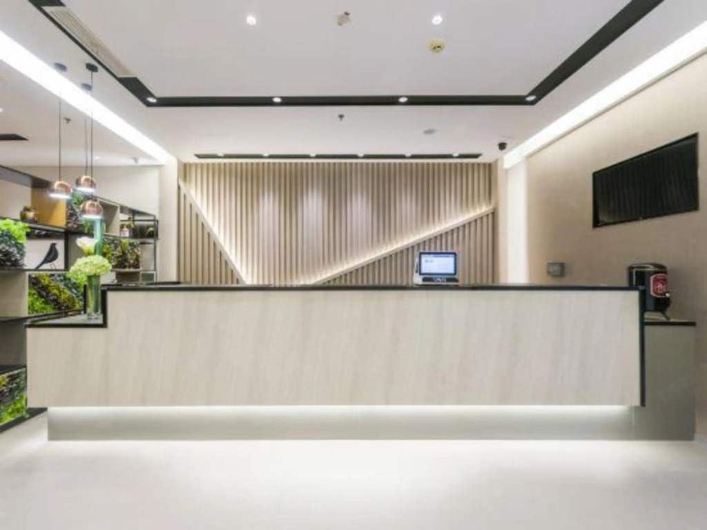 Наньтун: Home Inn Tongbai Yun Hotel (Nantong Youth Middle Road Sports Park)