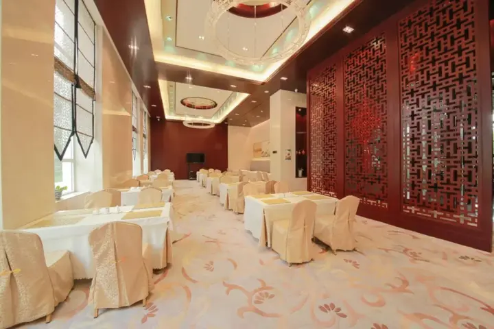 Цзяюйгуань: Nan Hu Hotel