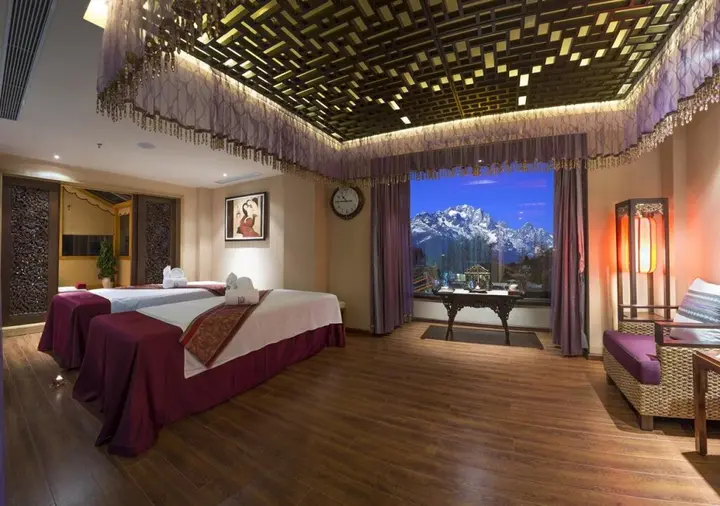Лицзян: Lijiang Patio Luxury Hotel and Resort