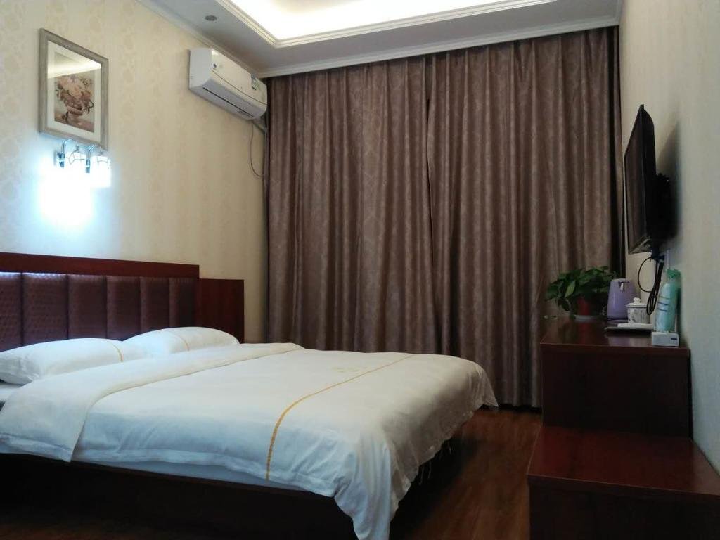 Сяньян: Jin Bai He Business Hotel