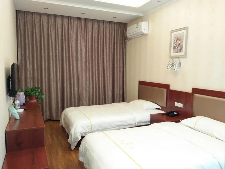 Сяньян: Jin Bai He Business Hotel