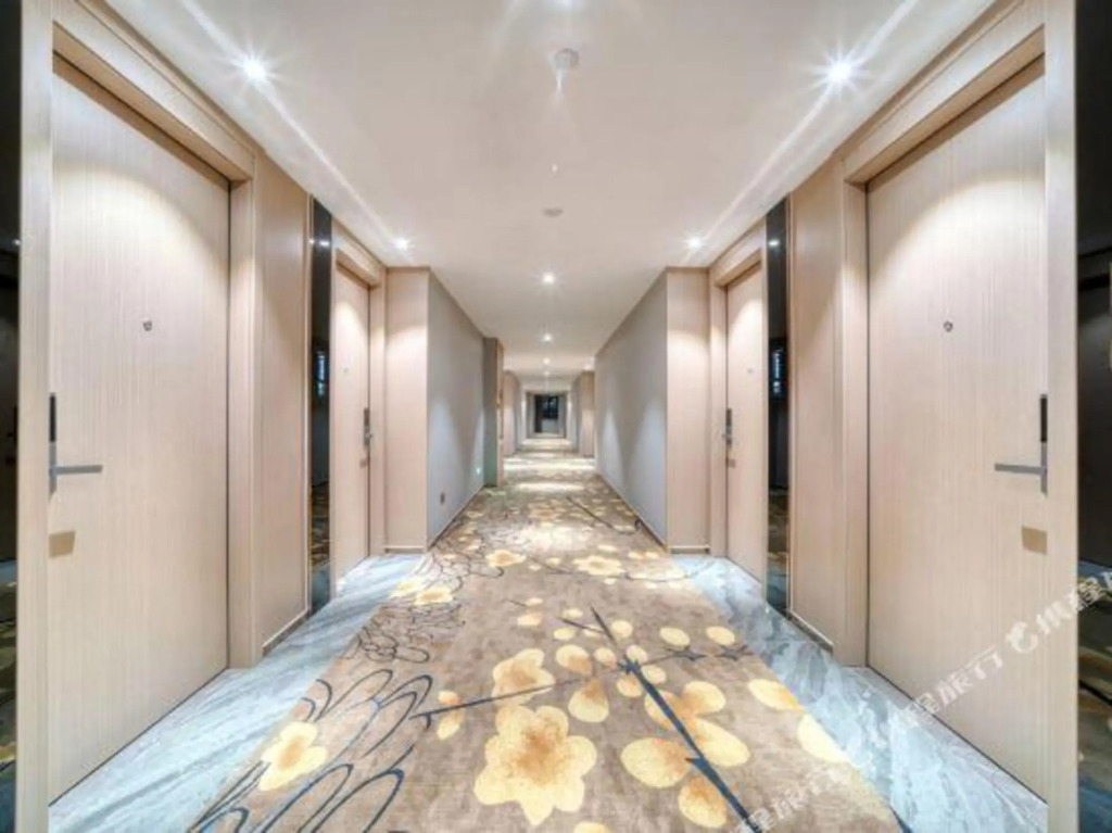Шаоксинг: Qingteng Yisu Hotel (Shengzhou Chinese Yue Opera Art City Wuyue Plaza)