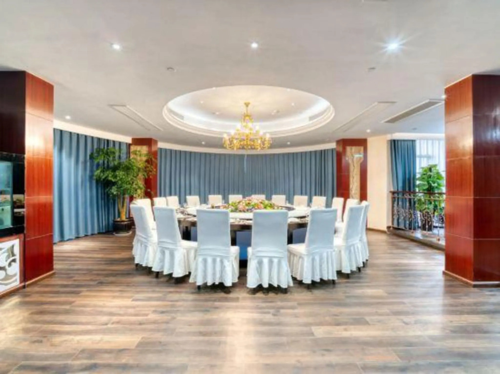 Шаоксинг: Qingteng Yisu Hotel (Shengzhou Chinese Yue Opera Art City Wuyue Plaza)