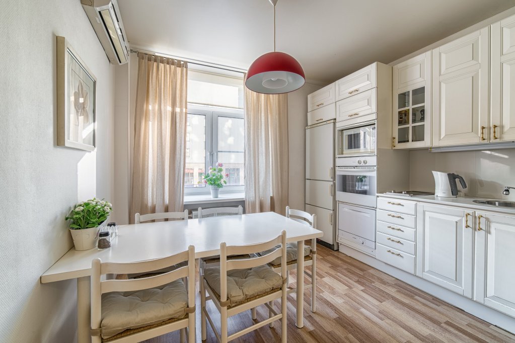 Москва: Romantic Apartment on 1-ya Tverskaya-Yamskaya 26