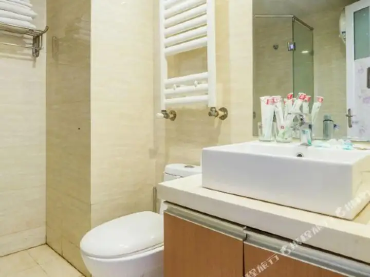 carousel image 4