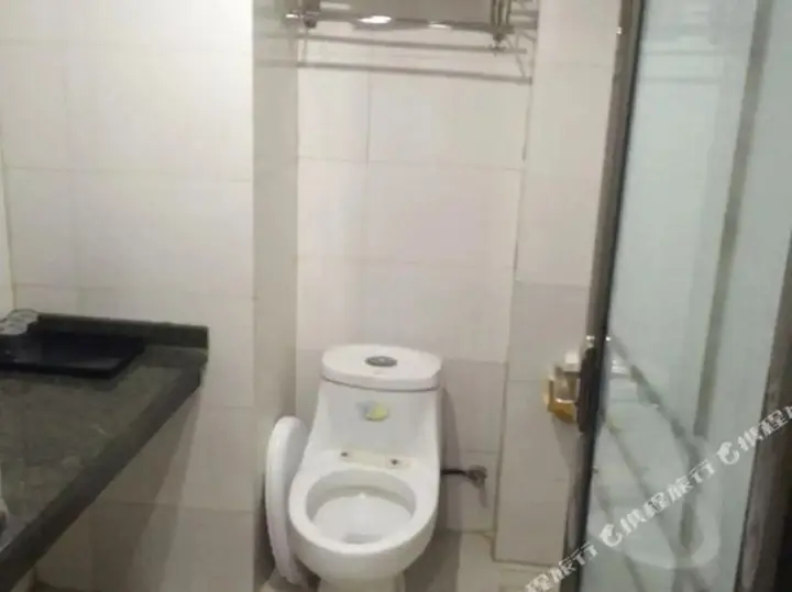 Гуанчжоу: Home Inn Huaxuan Collection Hotel (Guangzhou Railway Station Clocks and Watches City)