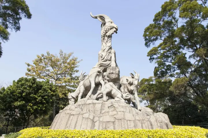 Гуанчжоу: Home Inn Huaxuan Collection Hotel (Guangzhou Railway Station Clocks and Watches City)