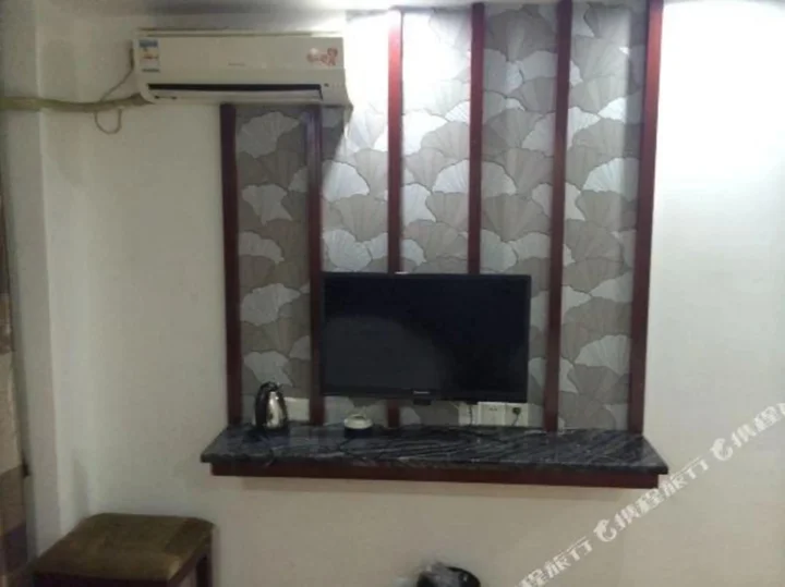 Гуанчжоу: Home Inn Huaxuan Collection Hotel (Guangzhou Railway Station Clocks and Watches City)