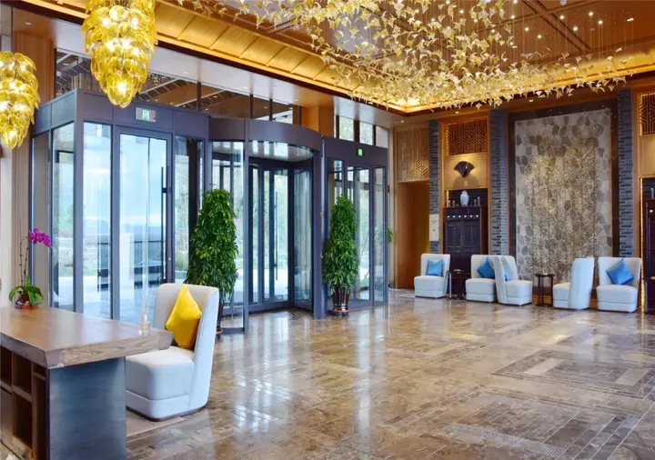 Байшань: Changbaishan Luneng Resort Changbai Mountain View Hotel
