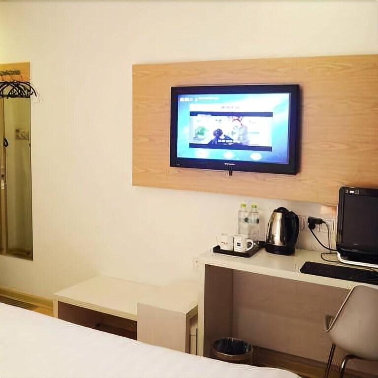 Нинбо: Motel 168 Hotel Ningbo Railway Station Lingqiao Road