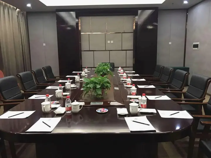 Вэйнань: Hancheng International Hotel
