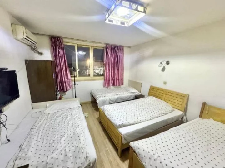 Шанхай: Yihong Hostel