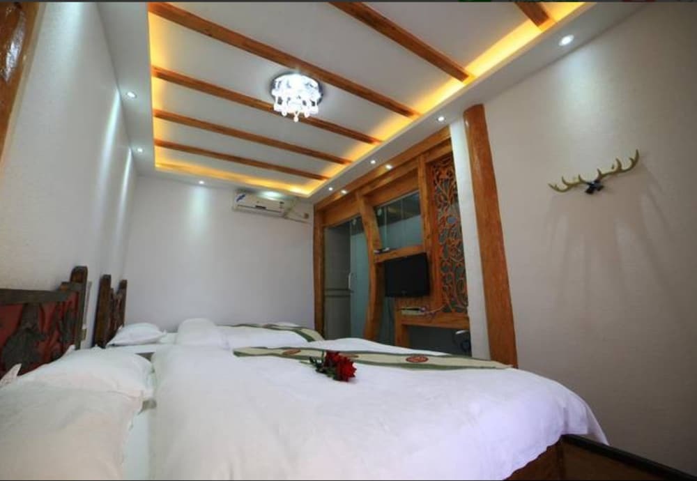 Лицзян: The Pearl Inn