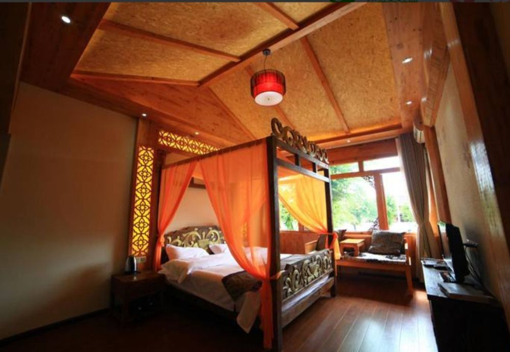 Лицзян: The Pearl Inn
