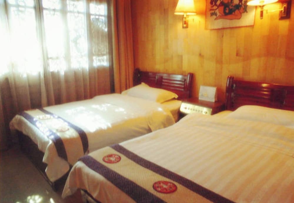 Лицзян: The Pearl Inn
