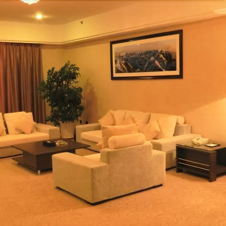 Цюйцзин: Lide Hotel