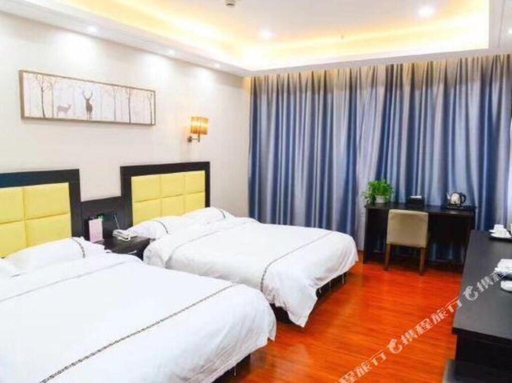 Хуайань: Yufeng International Hotel