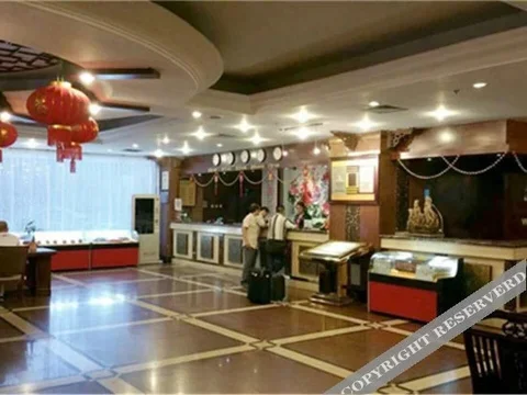 Яань: West Well Hotel