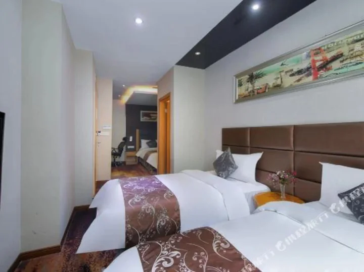 Лучжоу: Unitour Hotel (Sichuan Police College)