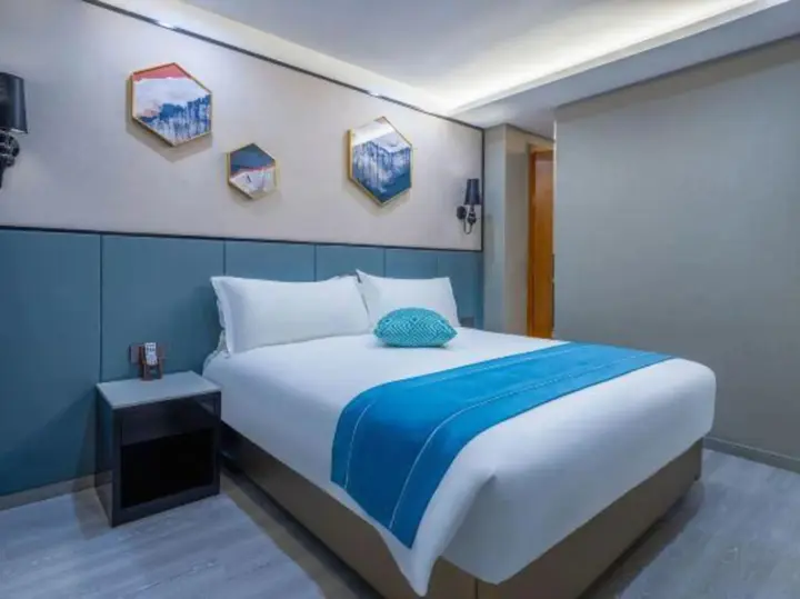 Лучжоу: Unitour Hotel (Sichuan Police College)
