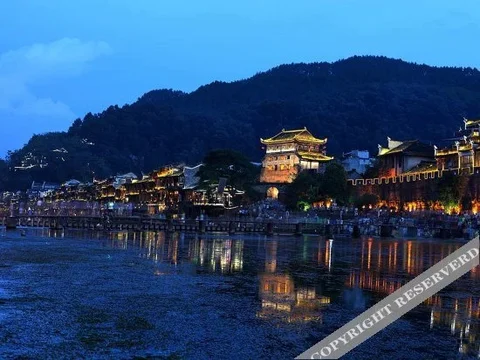 Сянси: Xideng Inn