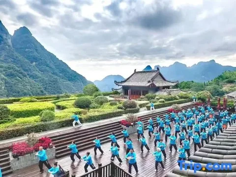 Шиянь: Qiongtai Hotel