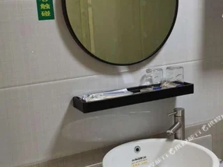 Циньчжоу: Wanli Hotel