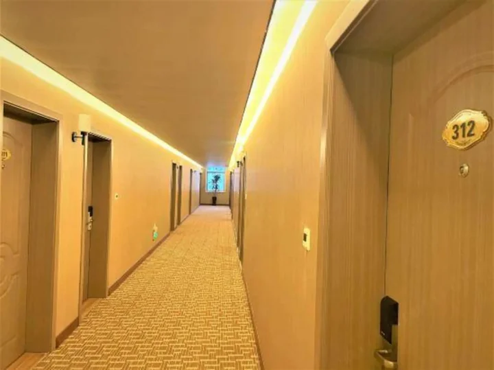 Циньчжоу: Wanli Hotel
