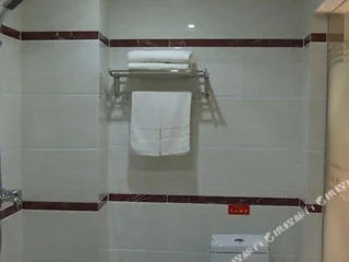 Циньчжоу: Wanli Hotel