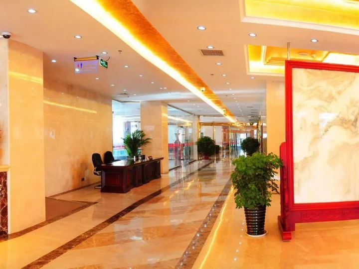 Ляньюньган: Lianyungang Zhongshan Hotel