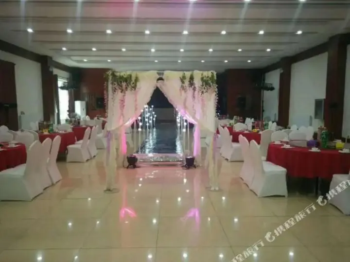 Циньхуандао: Yingzhuang Lijia Business Hotel