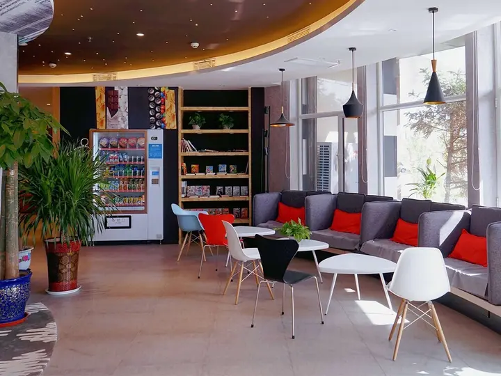 Цзяюйгуань: Ibis Jiayuguan Railway Station Hotel