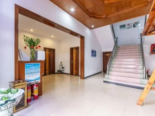 Джиангме: Tingtaoju Hotel