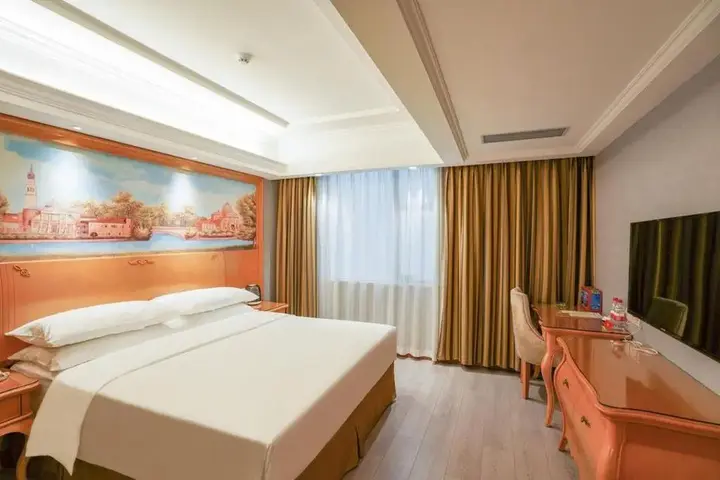 Чжуншань: Vienna Hotel Guangdong Zhongshan Tanzhou