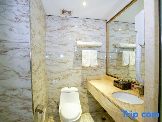 Наньнин: Jinzhonghuan Holiday Hotel
