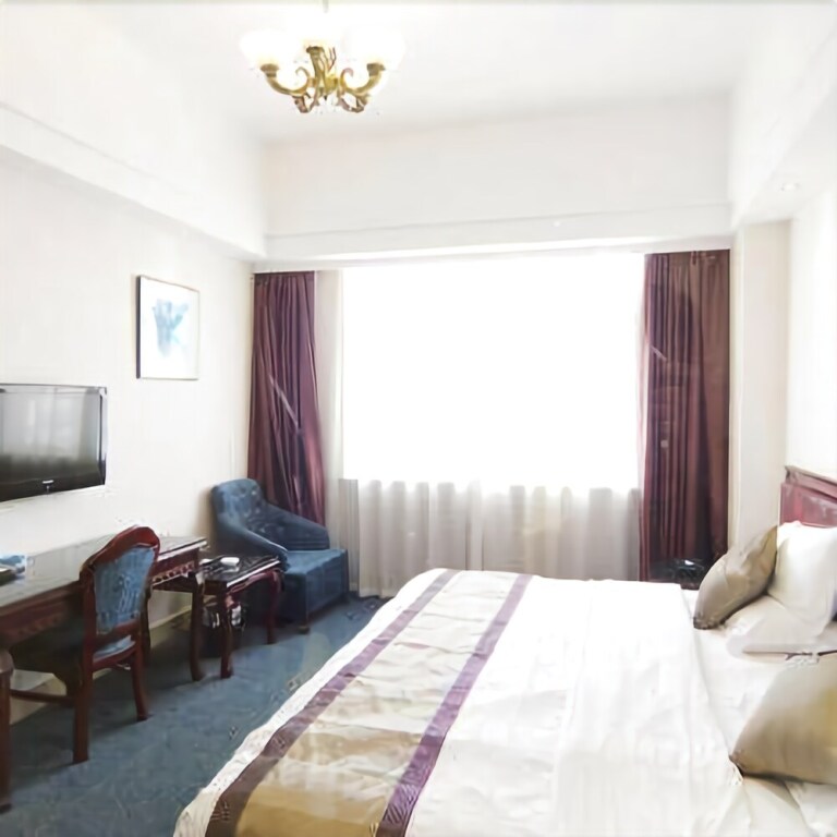 Наньнин: Jinzhonghuan Holiday Hotel