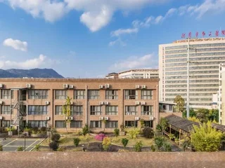 Лунъянь: Fangyuan Fashion Hotel (Longyan High Speed Railway Station Second Hospital)
