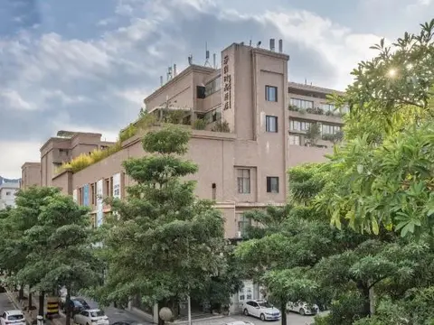 Лунъянь: Fangyuan Fashion Hotel (Longyan High Speed Railway Station Second Hospital)